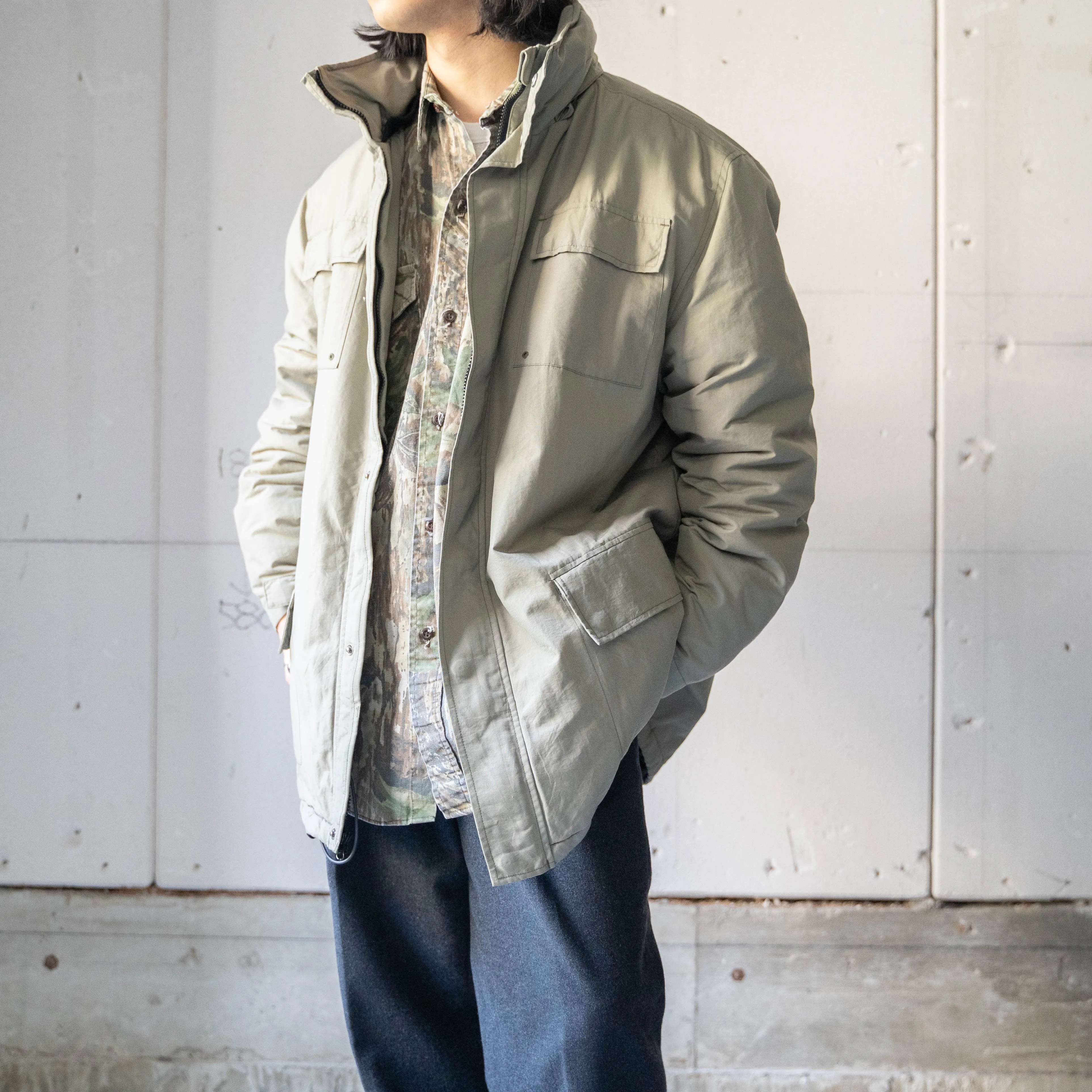 Sure! Here’s an optimized title for the e-commerce product:

Vintage 1990s GAP Greige Nylon Outdoor Jacket - Lightweight, Waterproof, Stylish & Functional