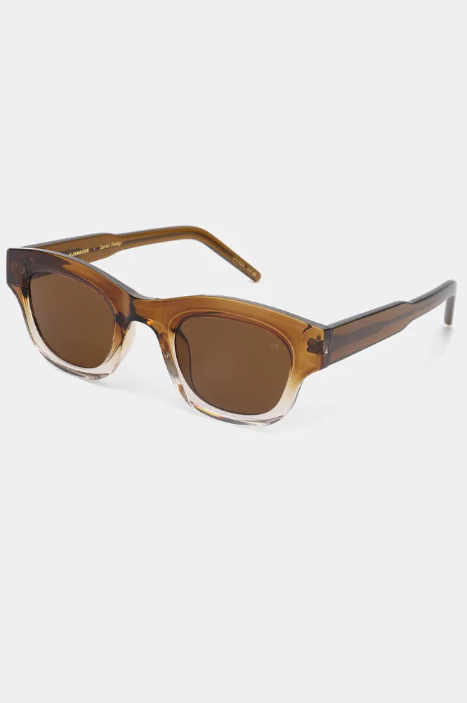 A Kjaerbede Lane Smoke / Champagne Sunglasses