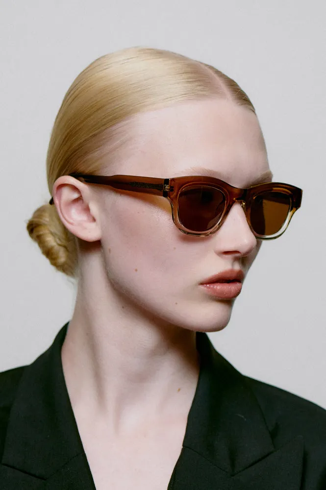 A Kjaerbede Lane Smoke / Champagne Sunglasses