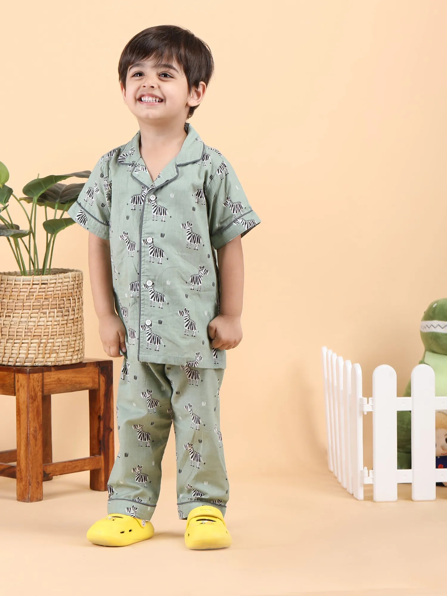 Polka tots Half Sleeve Zebra print Night Suit - Green