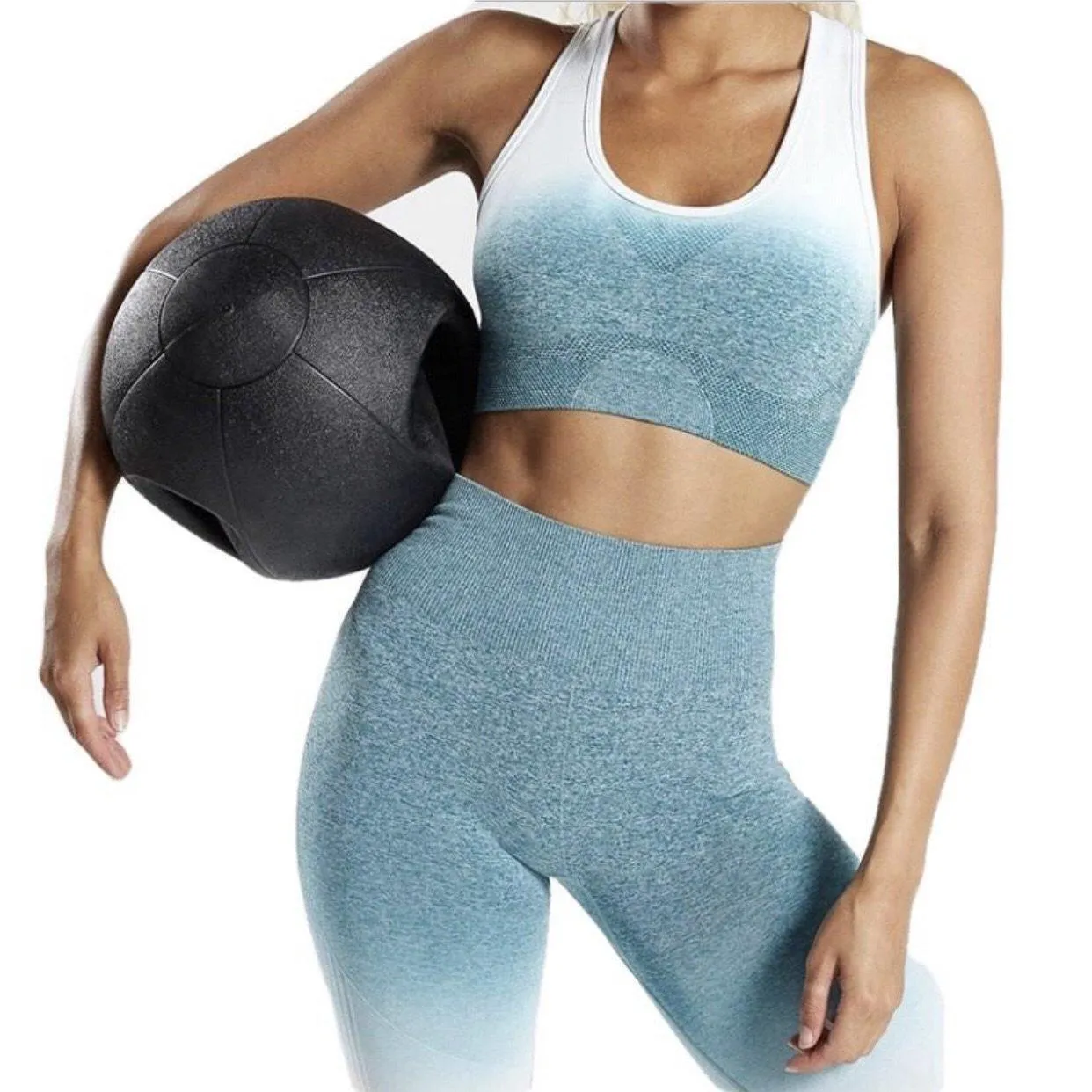 Seamless Gradient Ombre Top with Enhanced Comfort