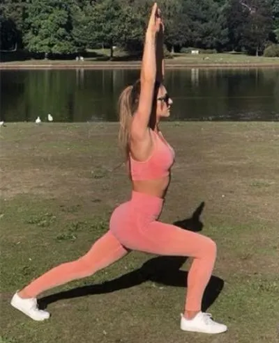 Seamless Gradient Ombre Top with Enhanced Comfort